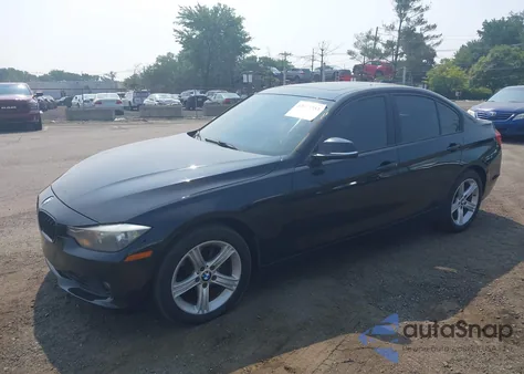 2013 BMW 328I xDrive z USA, uszkodzony, nr VIN WBA3B5G53DNS04643